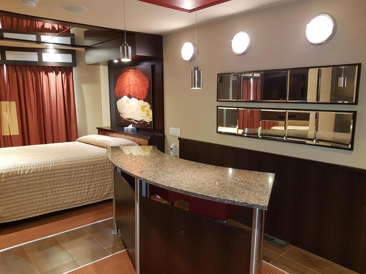 Le Chabrol Hotel & Suites Montréal Kültér fotó